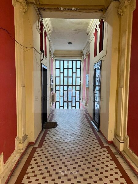 Patru camere de inchiriat, langa drept, ideal studenti, 2 bai